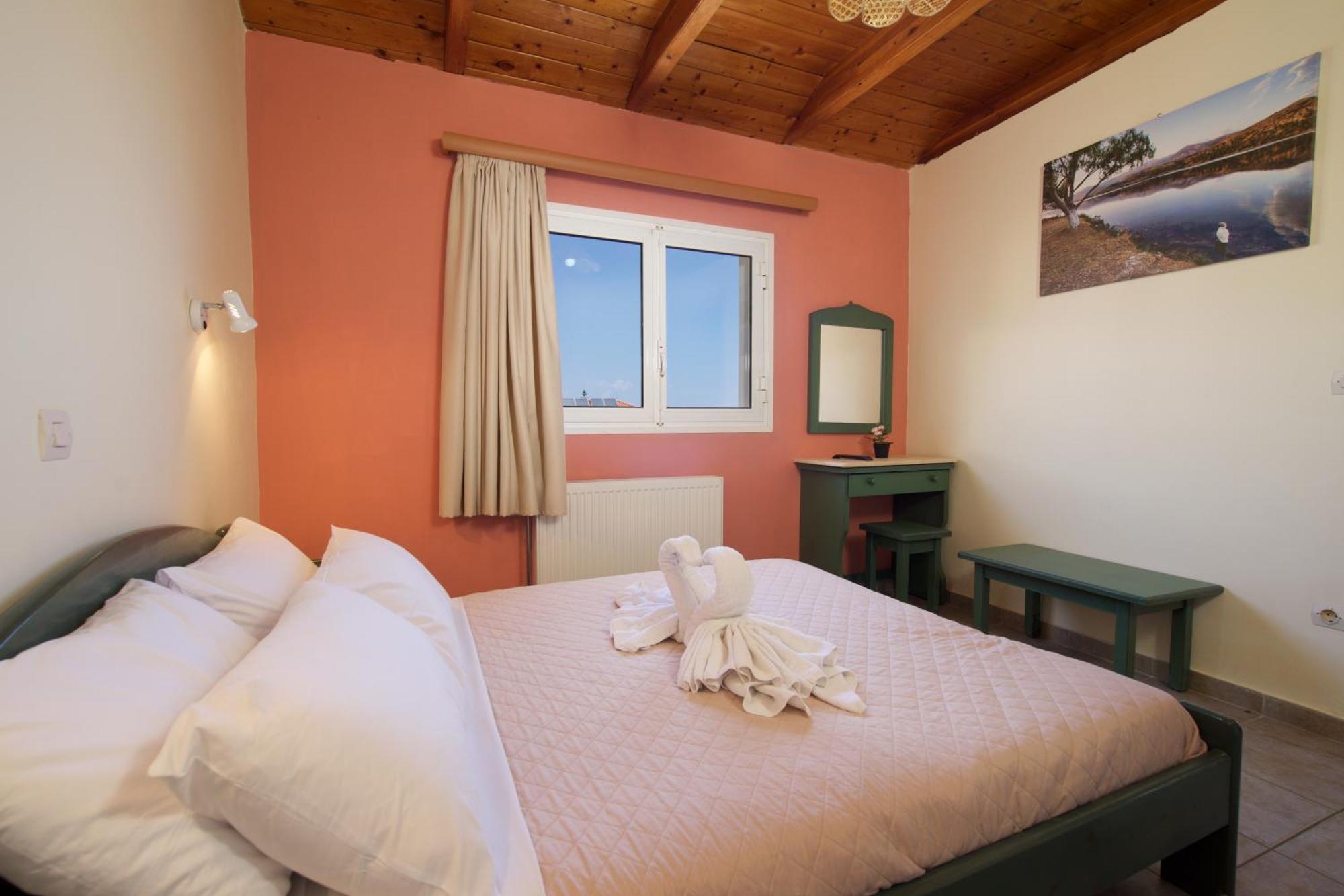 Theodora Studios & Apartments Skala  외부 사진
