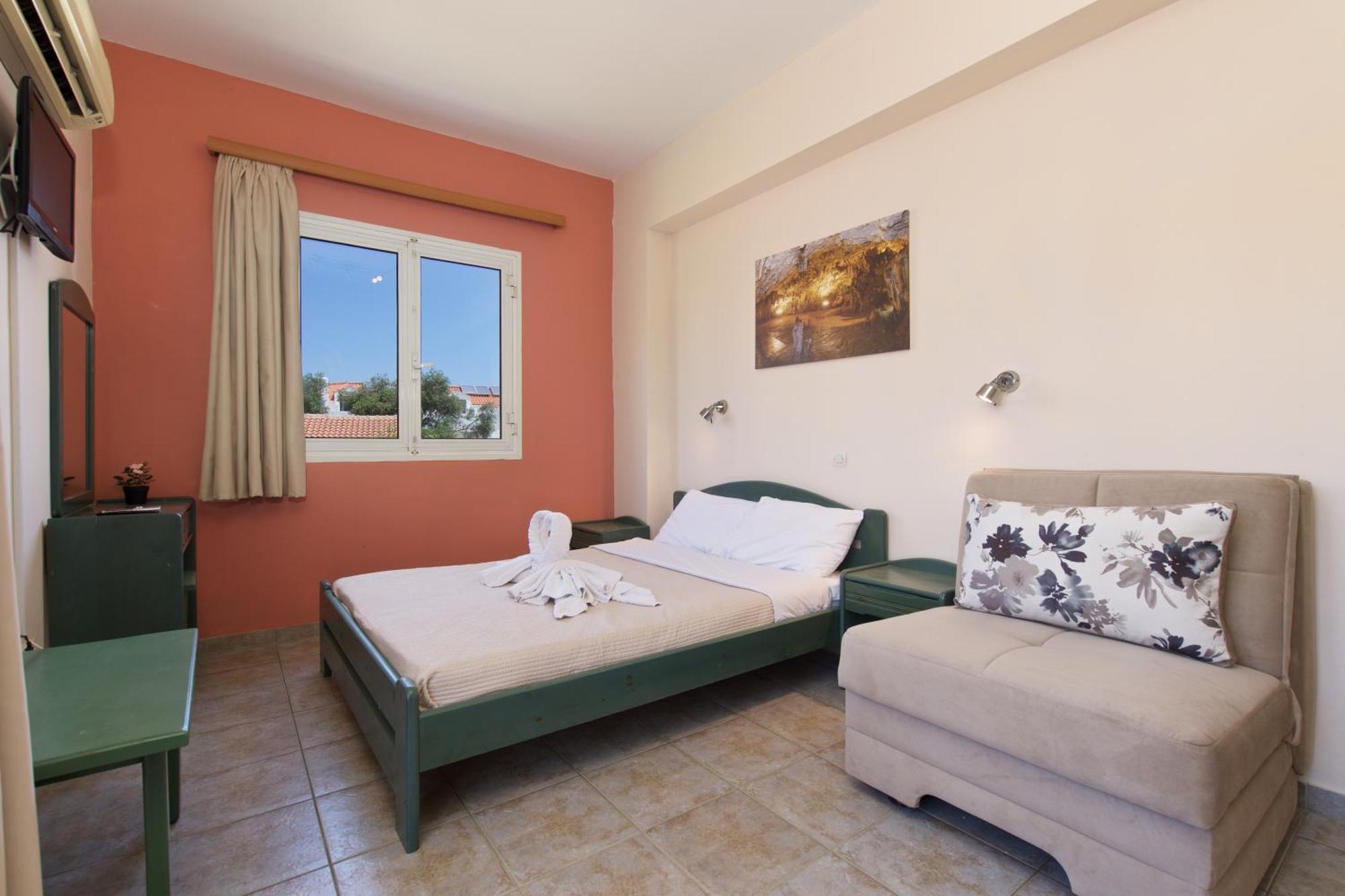 Theodora Studios & Apartments Skala  외부 사진