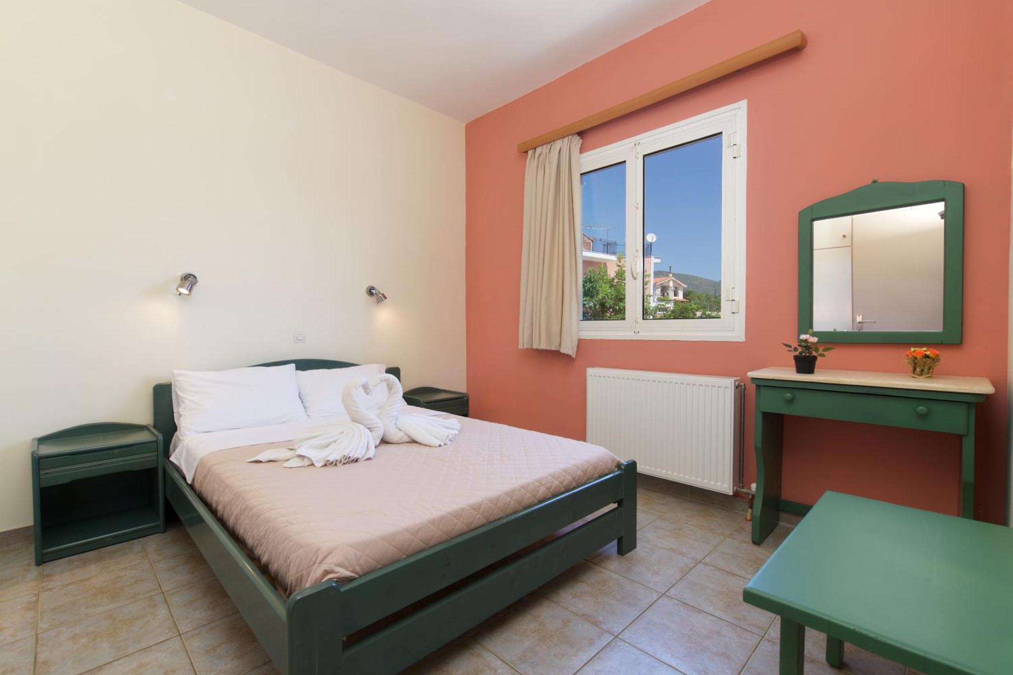 Theodora Studios & Apartments Skala  외부 사진