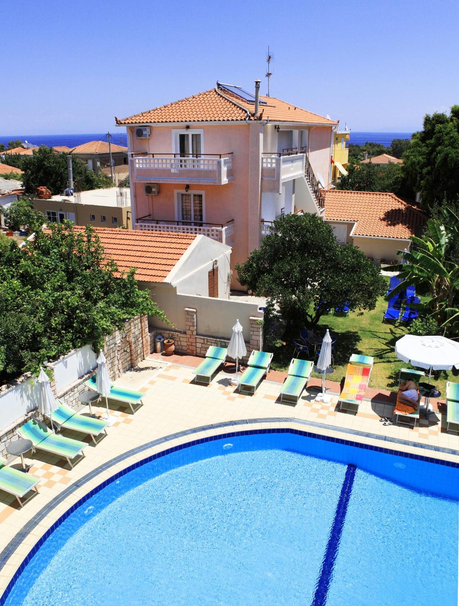 Theodora Studios & Apartments Skala  외부 사진