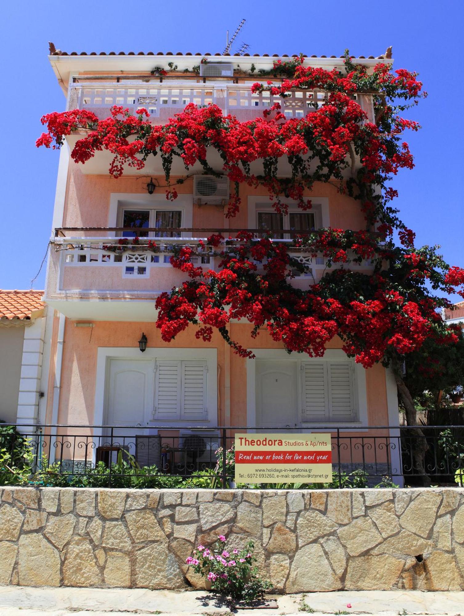 Theodora Studios & Apartments Skala  외부 사진